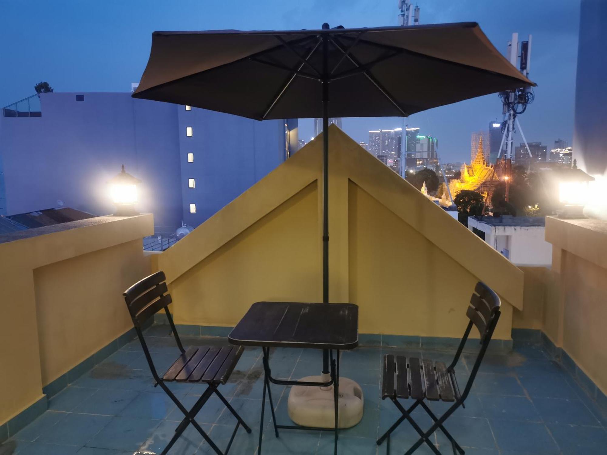 Sovanphum Riverside Phnom Penh Zimmer foto